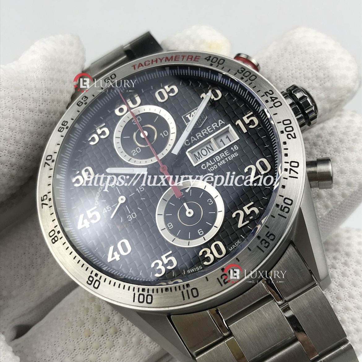 TAG HEUER CALIBRE 16 DAY DATE CHRONOGRAPH SWISS AUTOMATIC - BLACK CARBON FIBER DIAL - STAINLESS STEEL BRACELET